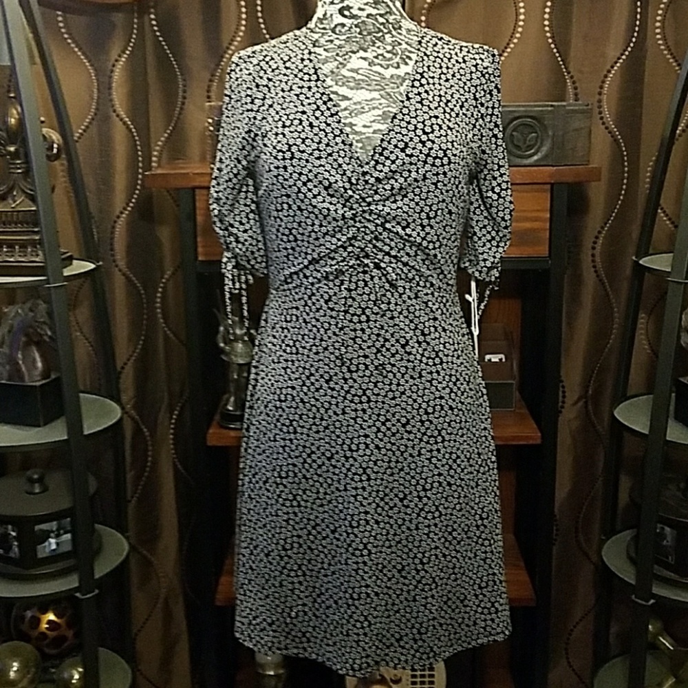 Lauren Conrad flower dress, size M